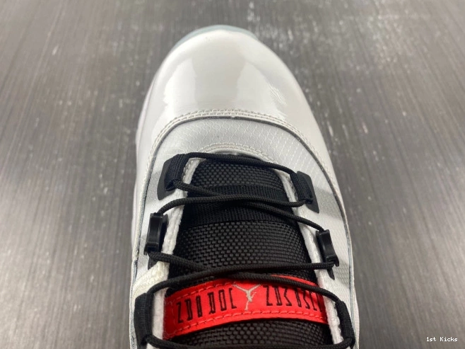 1st Kicks Shoes Air DD3522-100 (CN Jordan Plug) 11 White Adapt 0821